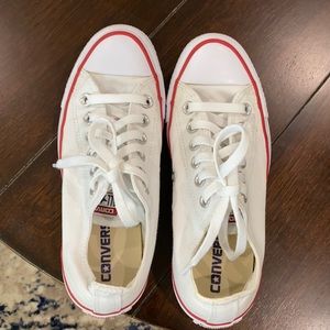 Women’s white converse, size 6.5